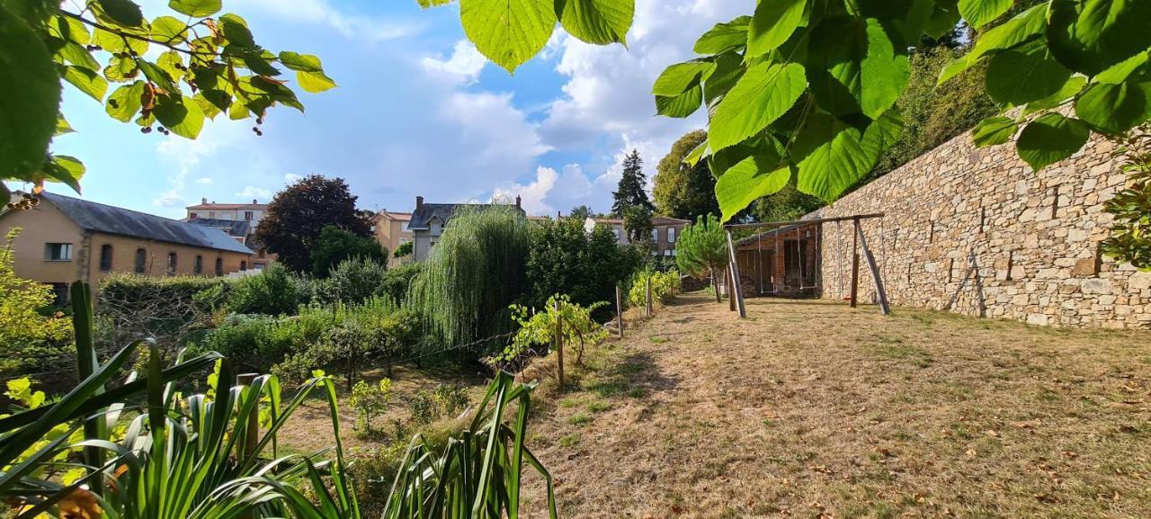 Les Hauts De St Jacques Maison D'Exception 300M2, Jardin Arbore 2000M2 Pouzauges Exterior foto
